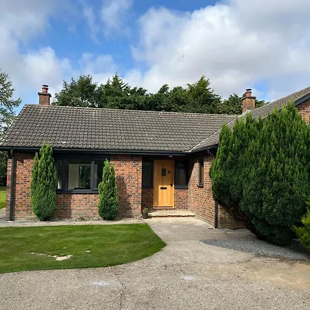 Meadowside Villa Weaverthorpe Exterior photo