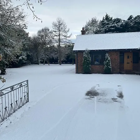 Meadowside Villa Weaverthorpe Exterior photo