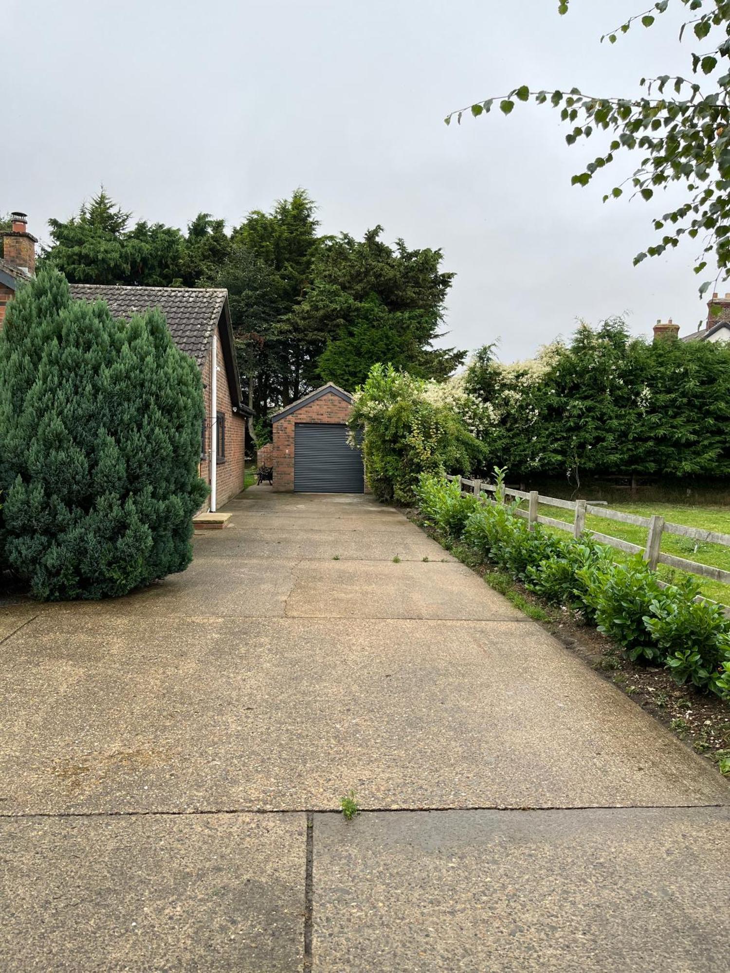 Meadowside Weaverthorpe