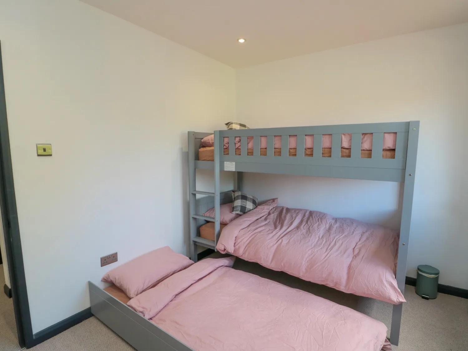 Holiday home Meadowside